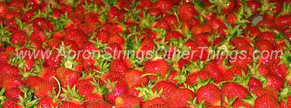 How to Make Strawberry Jam - Apron Strings & other things