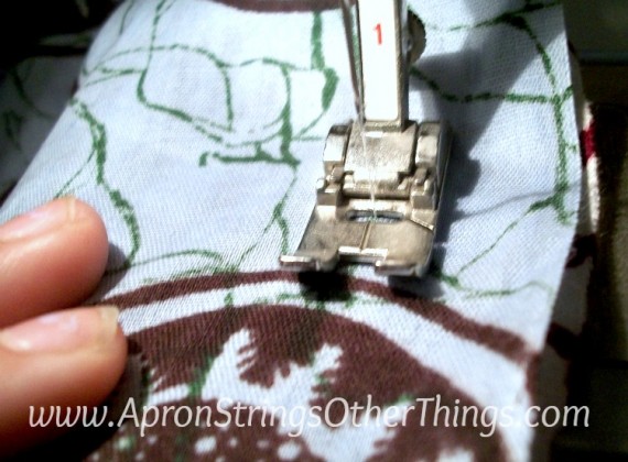 Easy to Sew Two-Sided Scarf seams - Apron Strings other things